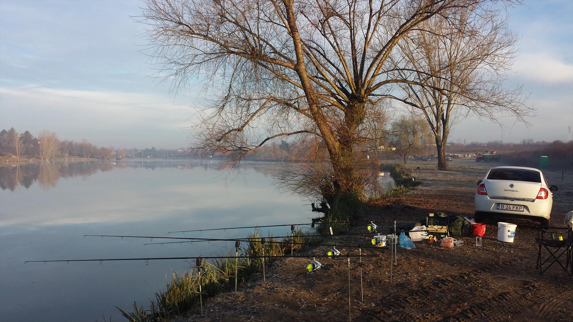 Hermes Peris 20 decembrie 2014 - 20141220084951.jpg